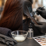 Guide essentiel pour une coloration chimique après un henné : méthodes et précautions à respecter